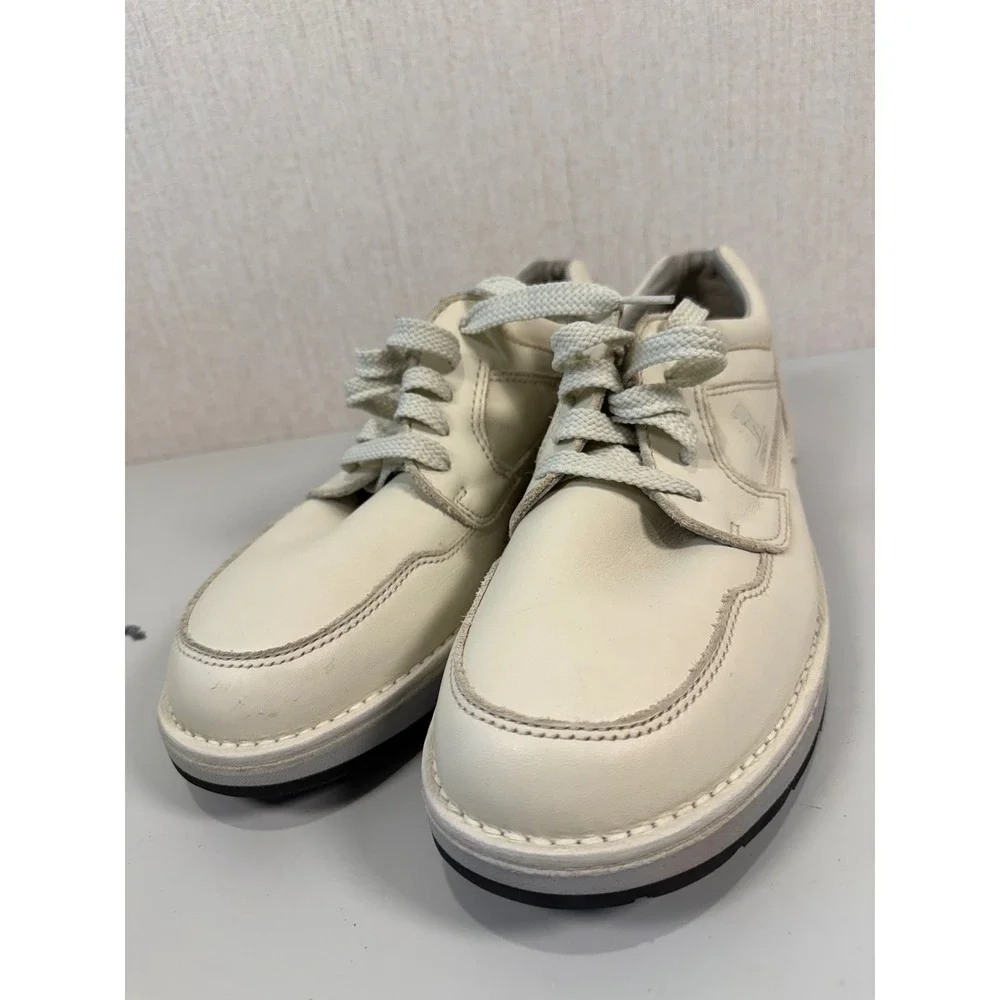 Mens Clarks Of England Biege Walking Shoes Size 12M